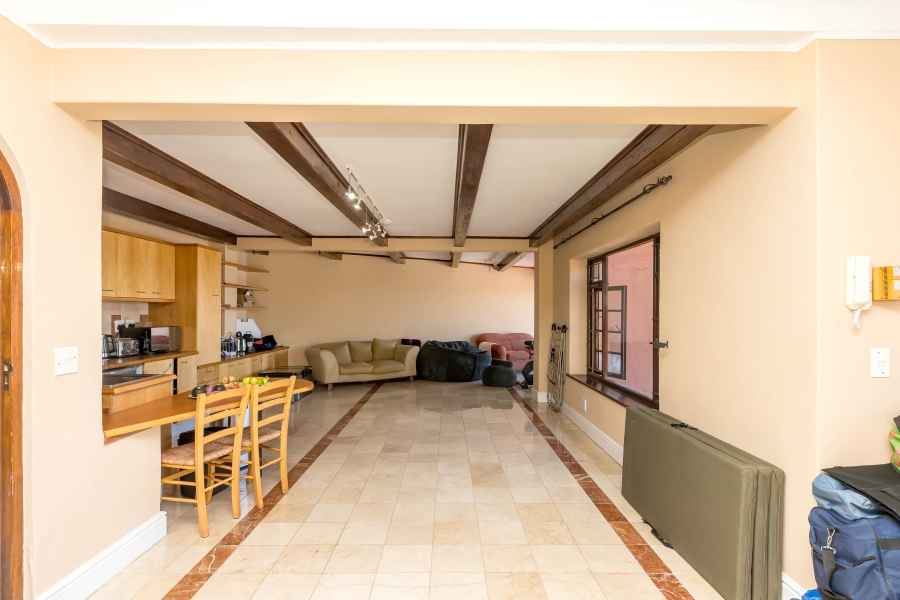 4 Bedroom Property for Sale in Oranjezicht Western Cape